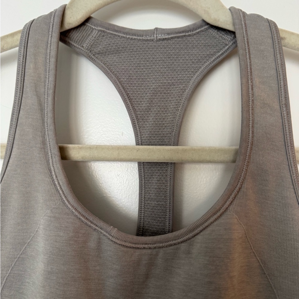 Women's Lululemon Swiftly Gray Raceback Tank Top - Picture 4 of 5